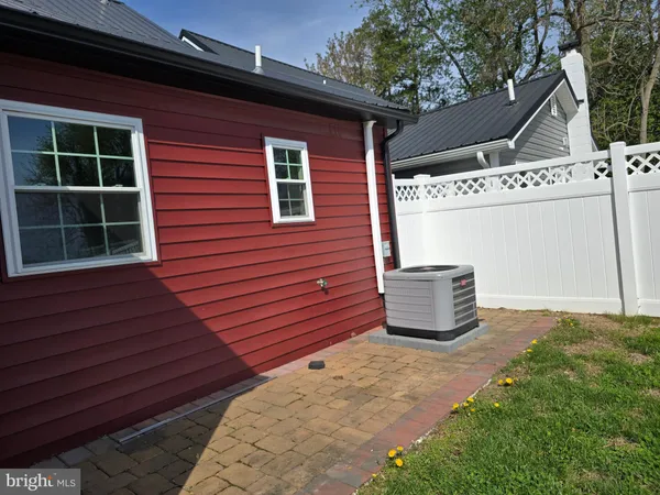 $1,600 | 34 South Main Street, Magnolia, DE 19962