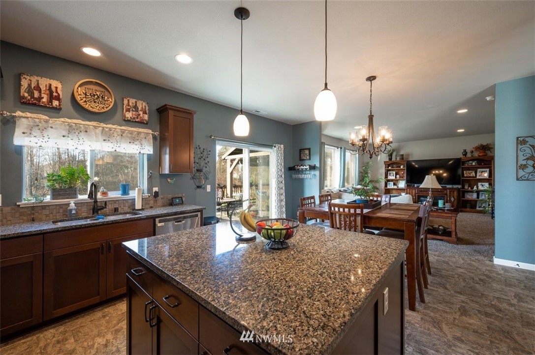 10334 Collins Road Sedro-Woolley, WA 98284 - Photo 12 of 39 Gallery Image 12