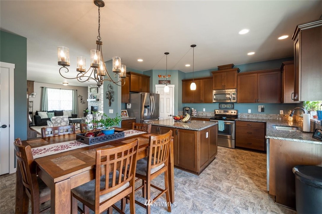 10334 Collins Road Sedro-Woolley, WA 98284 - Photo 15 of 39 Gallery Image 15