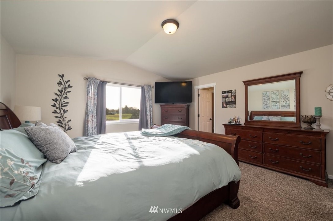 10334 Collins Road Sedro-Woolley, WA 98284 - Photo 17 of 39 Gallery Image 17