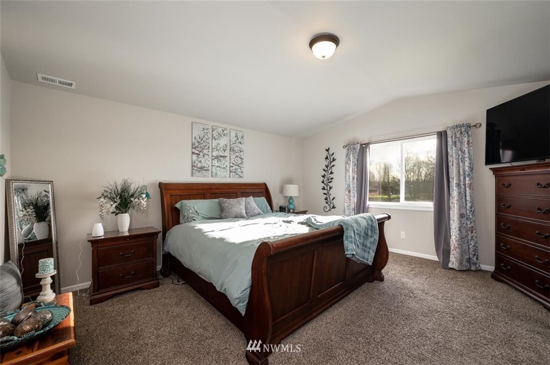 10334 Collins Road Sedro-Woolley, WA 98284 - Photo 18 of 39 Gallery Image 18