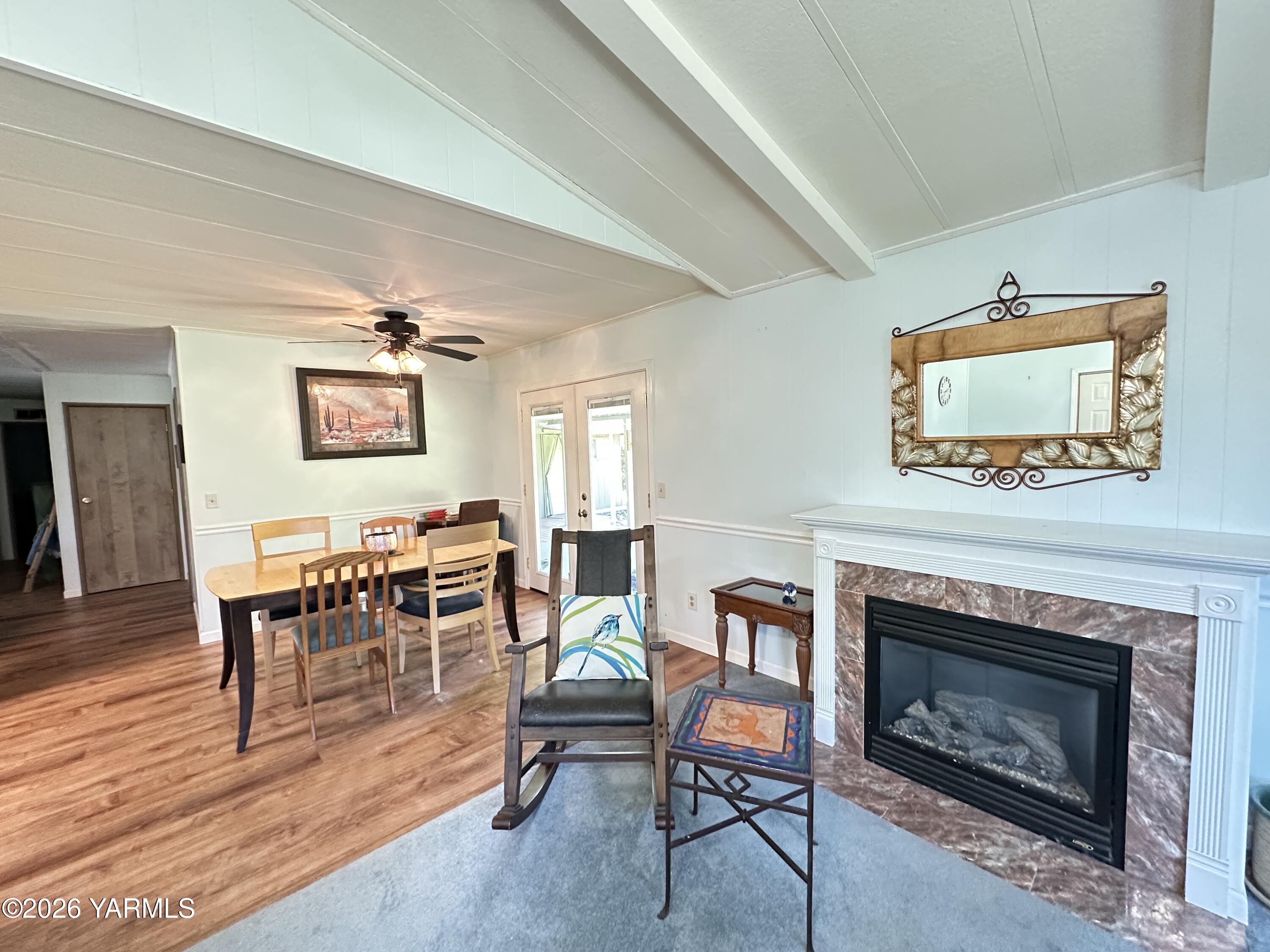 3701 Gun Club Road, Unit 34 Yakima, WA 98901 - Photo 18 of 22 Gas Fireplase
