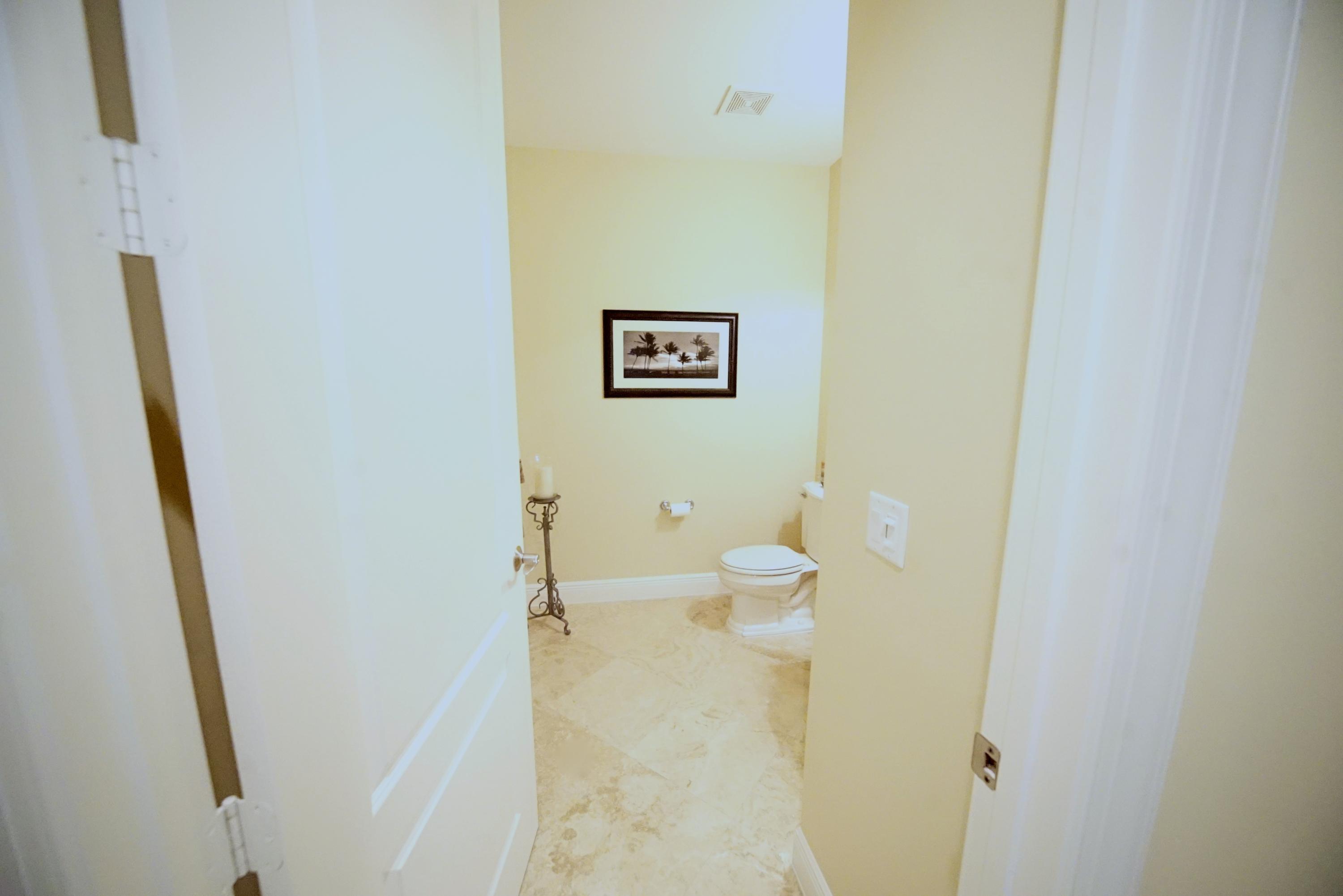 620 Northeast Francesca Lane Boca Raton, FL 33487 - Photo 14 of 33 14SecondFloorPowderRoom