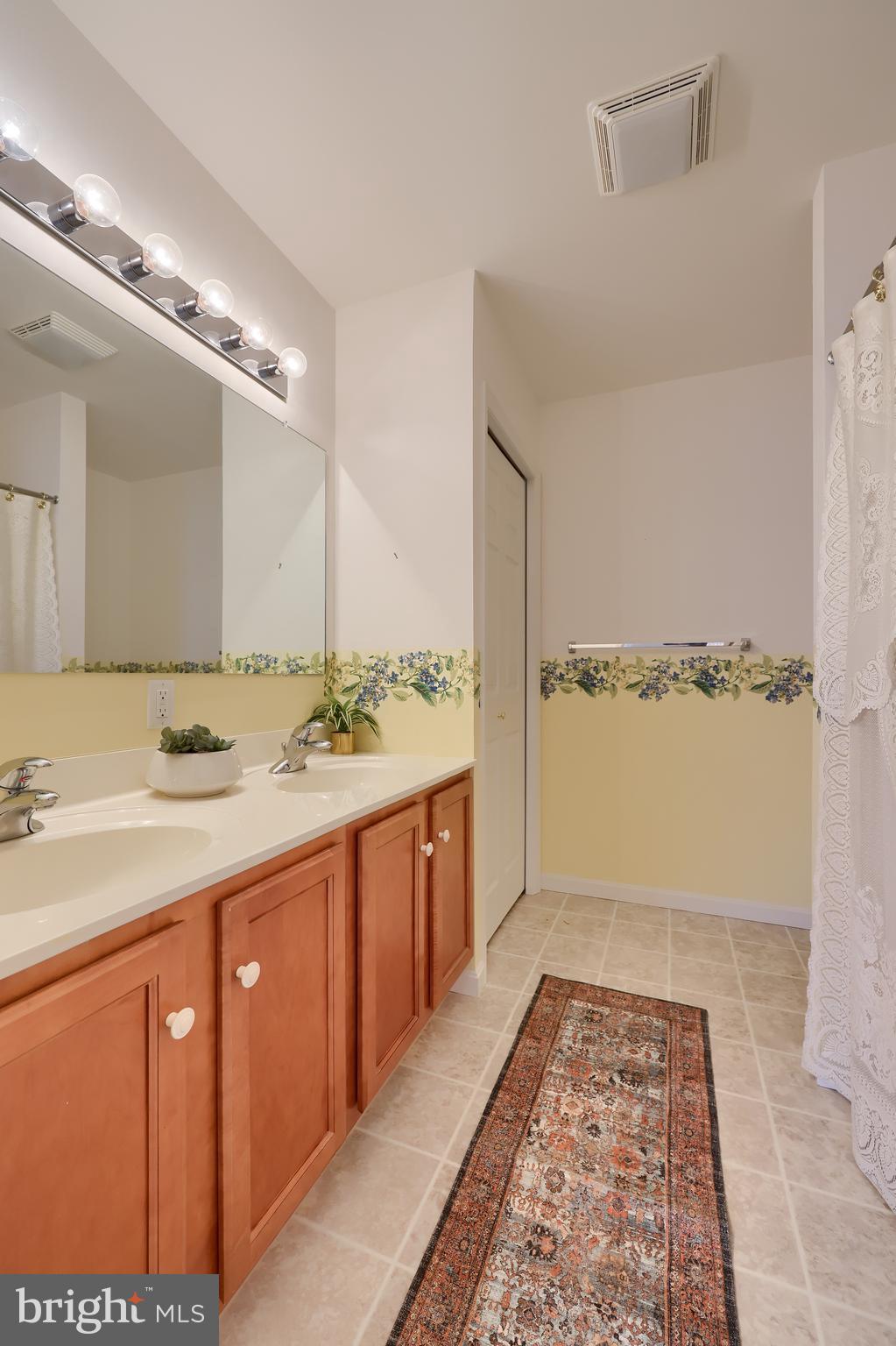 609 Wallingford Road Lititz, PA 17543 - Photo 35 of 42