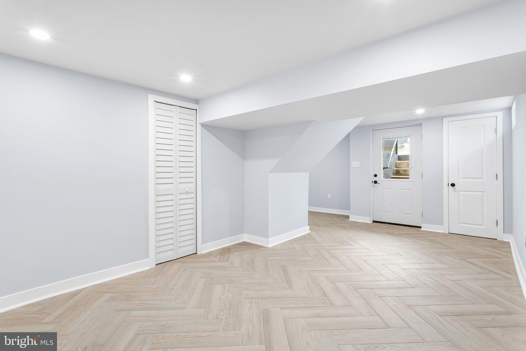 409 River Road Croydon, PA 19021 - Photo 28 of 34