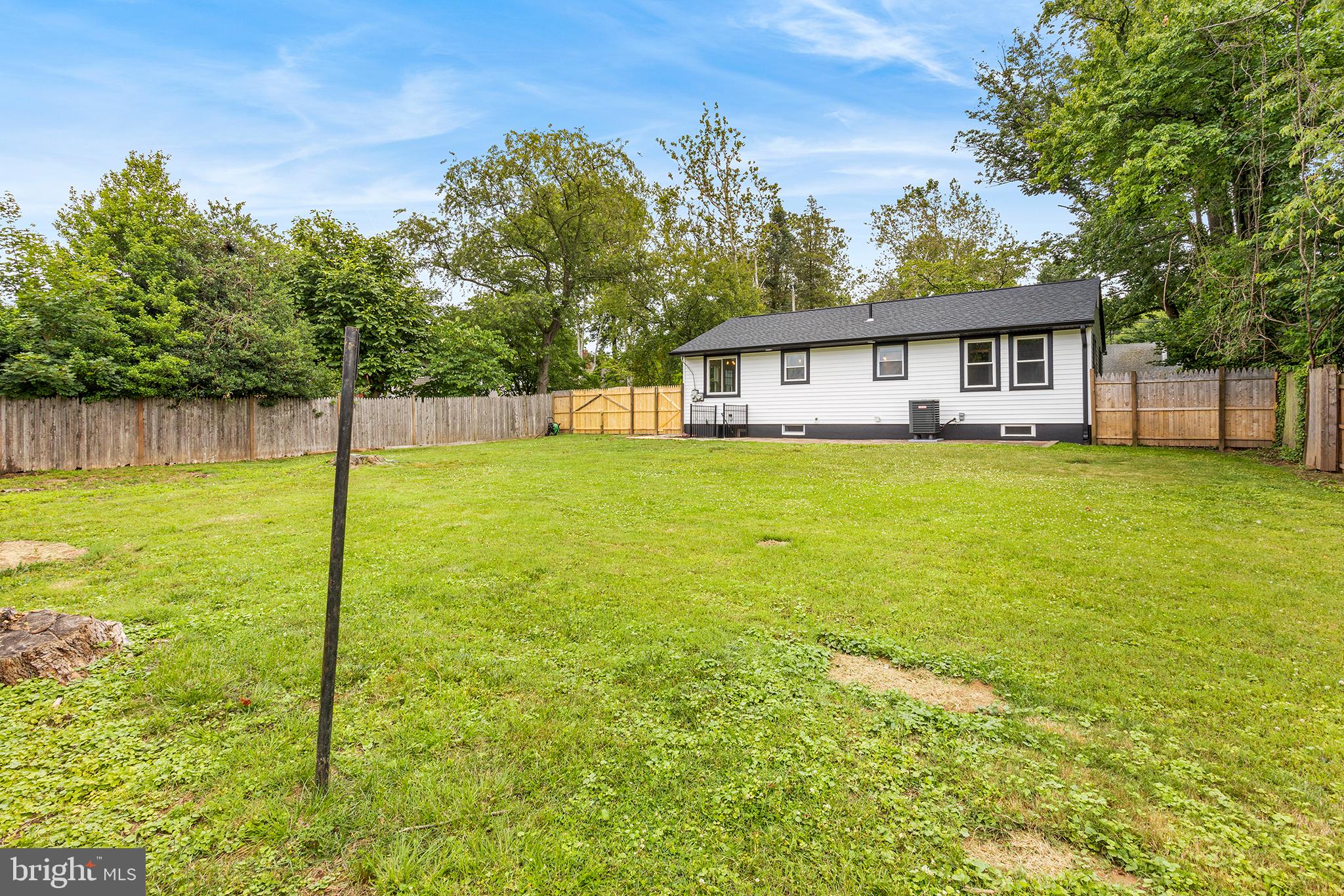 409 River Road Croydon, PA 19021 - Photo 32 of 34