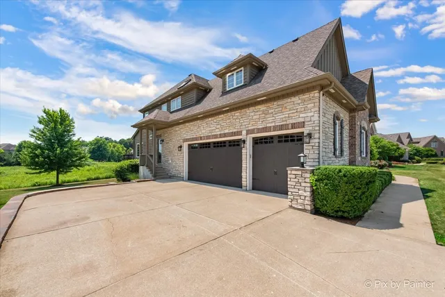 $989,000 | 2814 Hapner Way, Batavia, IL 60510