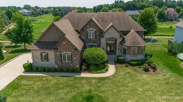 $989,000 | 2814 Hapner Way, Batavia, IL 60510