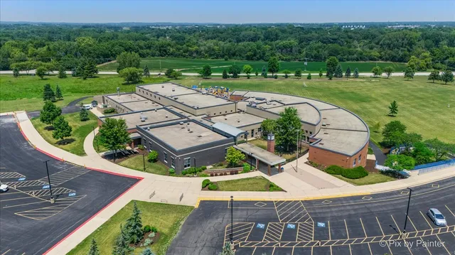 $989,000 | 2814 Hapner Way, Batavia, IL 60510