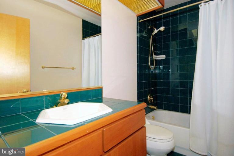 162 Windcliff Road Prince Frederick, MD 20678 - Photo 19 of 30 Bath #1