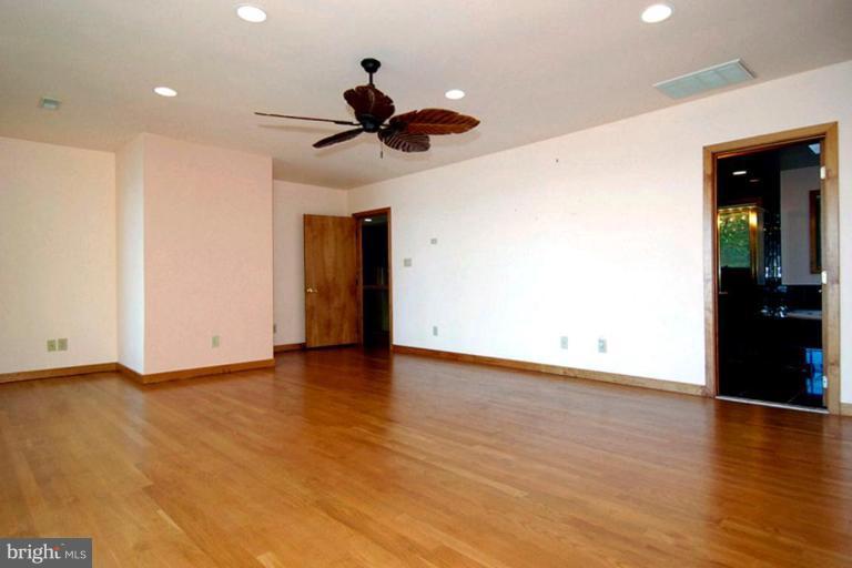 162 Windcliff Road Prince Frederick, MD 20678 - Photo 27 of 30 Master Bedroom #2