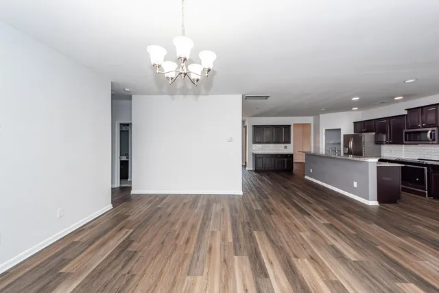 $2,800 | 245 Decatur Drive, Summerville, SC 29486