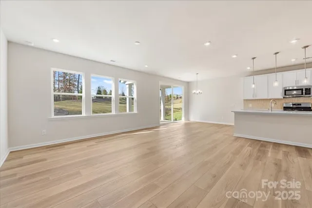 $519,990 | 8237 Franklin Trl Street, Mint Hill, NC 28227