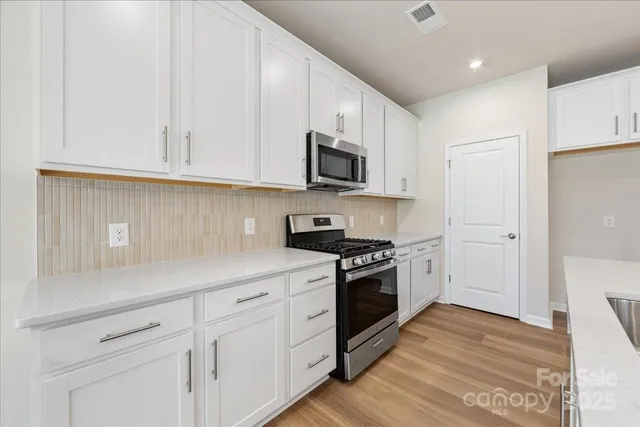 $519,990 | 8237 Franklin Trl Street, Mint Hill, NC 28227