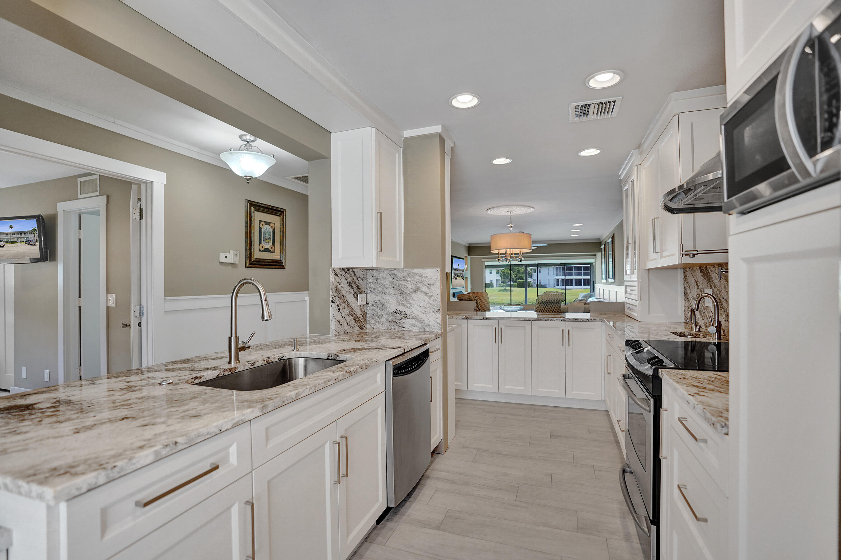2820 Southwest 13th Street, Unit 101 Delray Beach, FL 33445 - Photo 54 of 83 KITCHEN