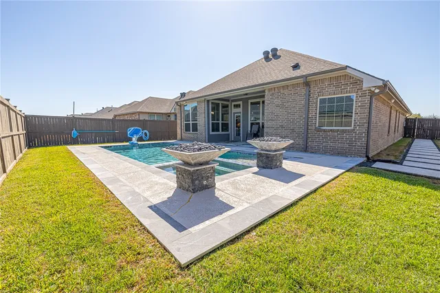 $450,000 | 5129 Maroon Creek Drive, Bryan, TX 77802