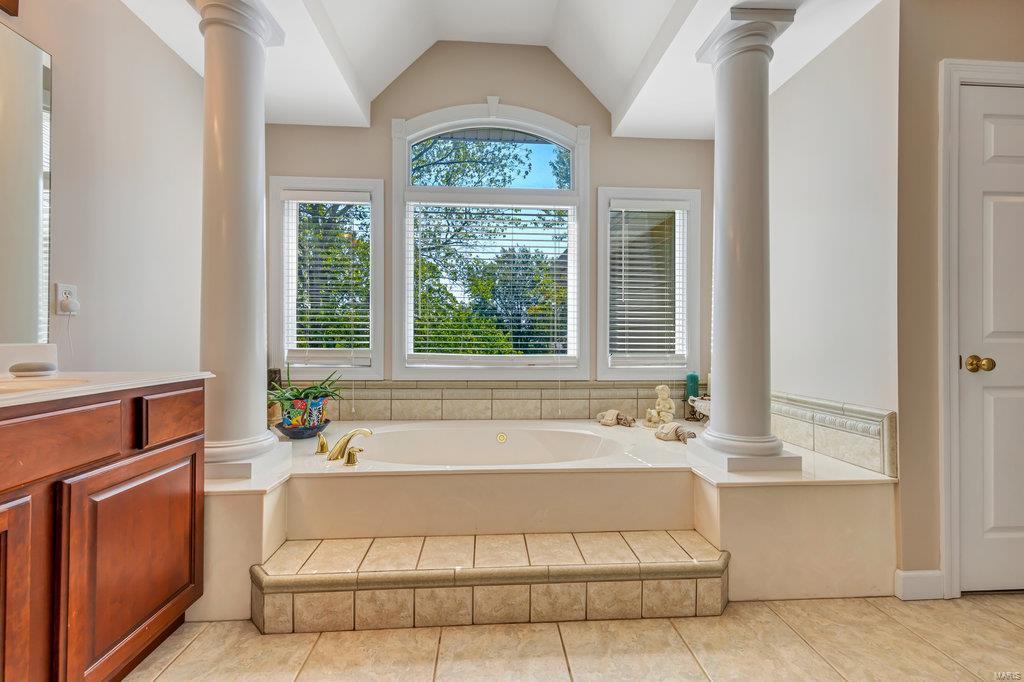 13850 Clayton Road Town and Country, MO 63017 - Photo 40 of 75 Gallery Image 40