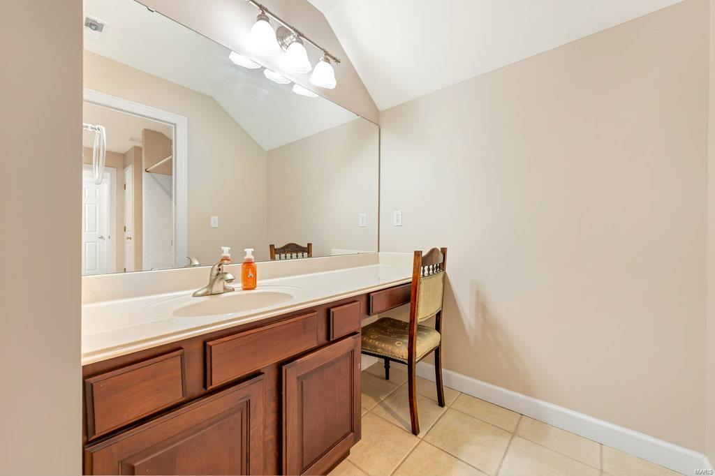 13850 Clayton Road Town and Country, MO 63017 - Photo 46 of 75 Gallery Image 46