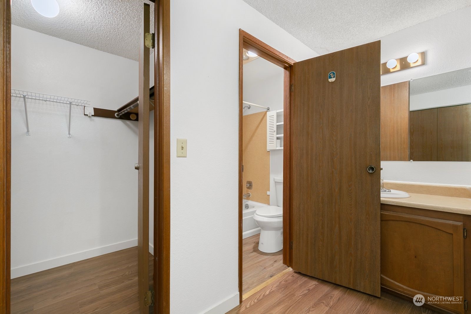 820 Cady Road, Unit F101 Everett, WA 98203 - Photo 17 of 25 Gallery Image 17