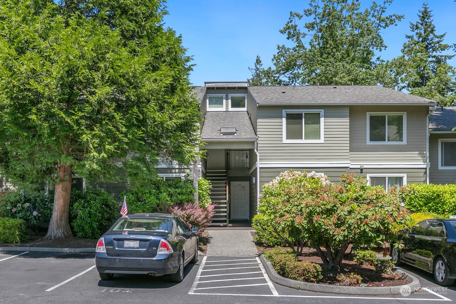 820 Cady Road, Unit F101 Everett, WA 98203 - Photo 3 of 25 Gallery Image 3
