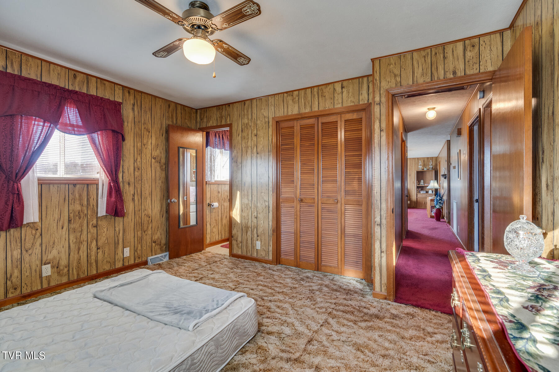 288 Butchertown Road Fall Branch, TN 37656 - Photo 16 of 35 016