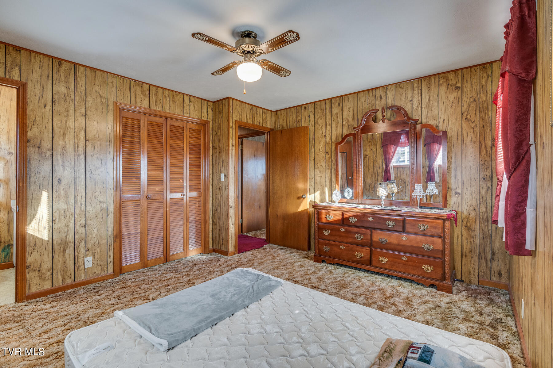 288 Butchertown Road Fall Branch, TN 37656 - Photo 17 of 35 017