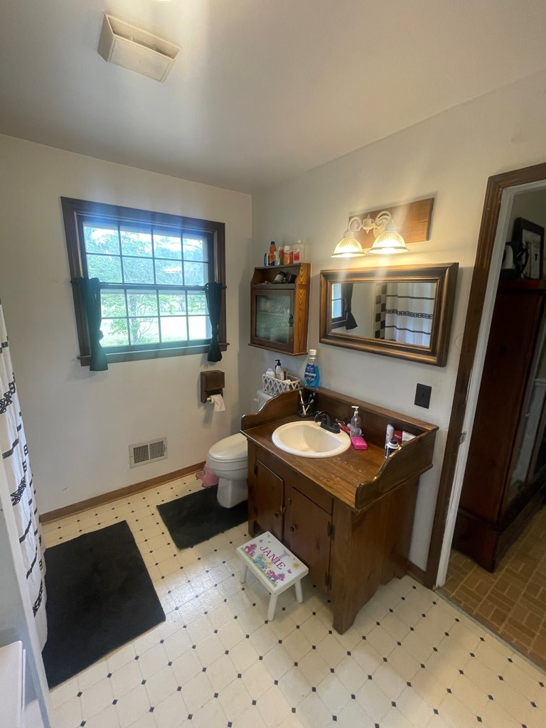 4550 Pinewood Road Sumter, SC 29154 - Photo 38 of 45 Gallery Image 38