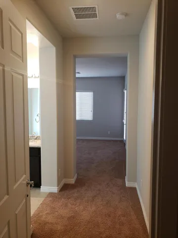 $2,600 | 8552 West Midway Avenue, Glendale, AZ 85305