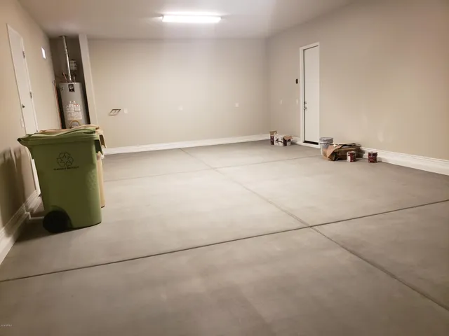 $2,600 | 8552 West Midway Avenue, Glendale, AZ 85305