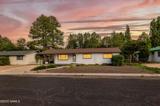 $474,900 | 1021 West Sheridan Avenue, Williams, AZ 86046