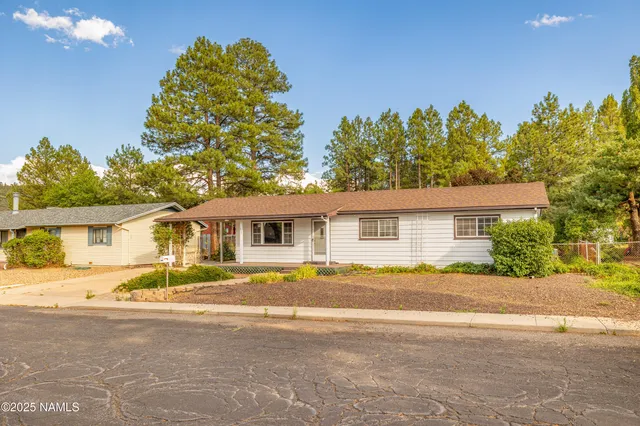 $474,900 | 1021 West Sheridan Avenue, Williams, AZ 86046
