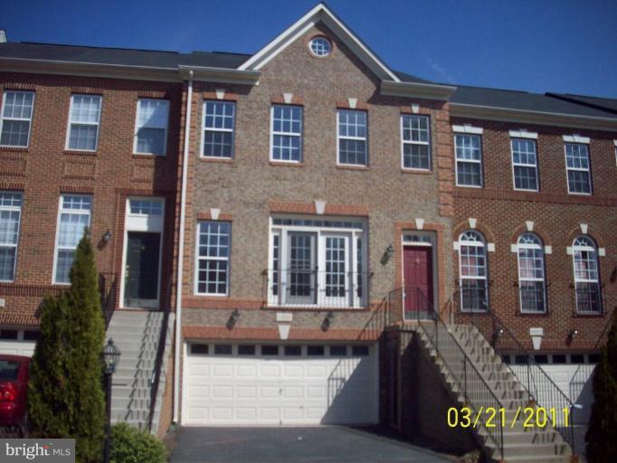 41950 Beryl Terrace Stone Ridge, VA 20105 - Photo 16 of 19 Exterior #2