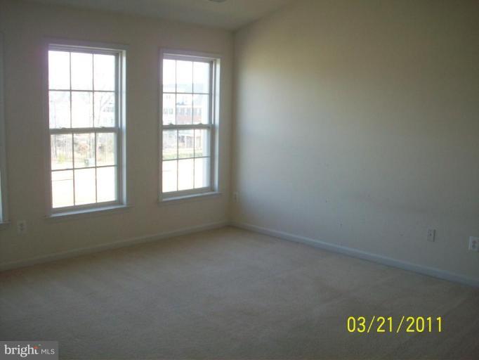 41950 Beryl Terrace Stone Ridge, VA 20105 - Photo 5 of 19 Master Bedroom