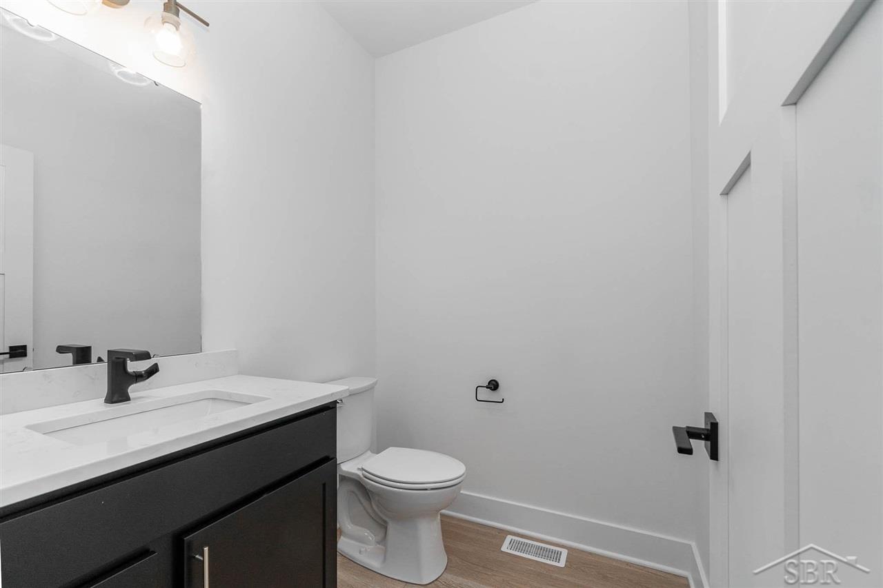 5543 North Thomas Road Freeland, MI 48623 - Photo 12 of 30