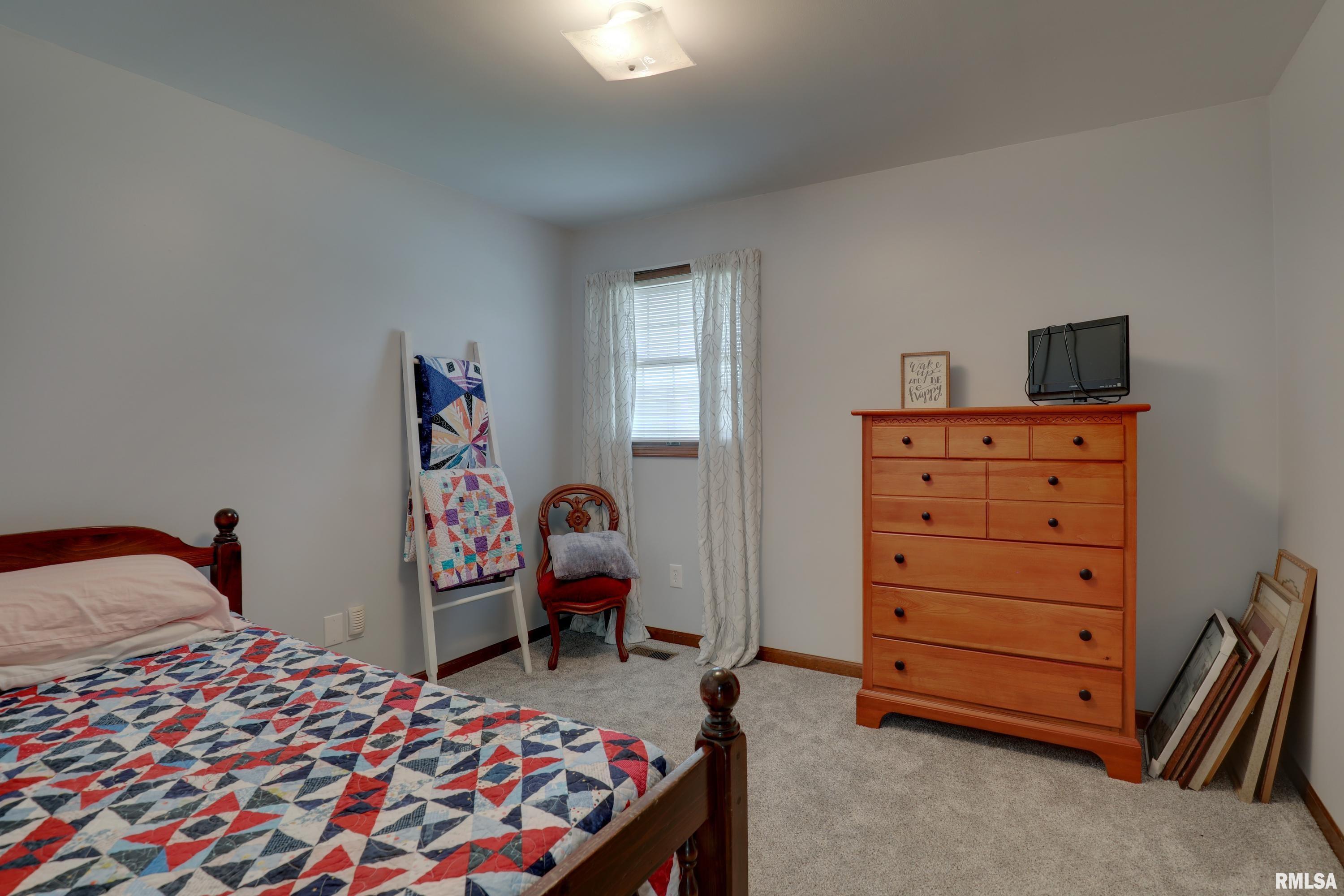 1802 Melview Road Quincy, IL 62305 - Photo 19 of 31 Gallery Image 19