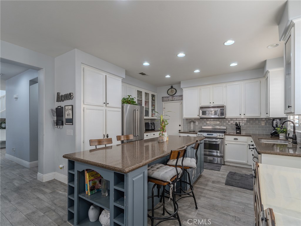 19441 Allenhurst Street Riverside, CA 92508 - Photo 8 of 40