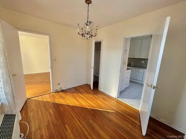 $2,900 | 100-25 Queens Boulevard, Unit 3M | Rego Park