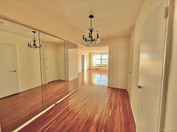 $2,900 | 100-25 Queens Boulevard, Unit 3M | Rego Park