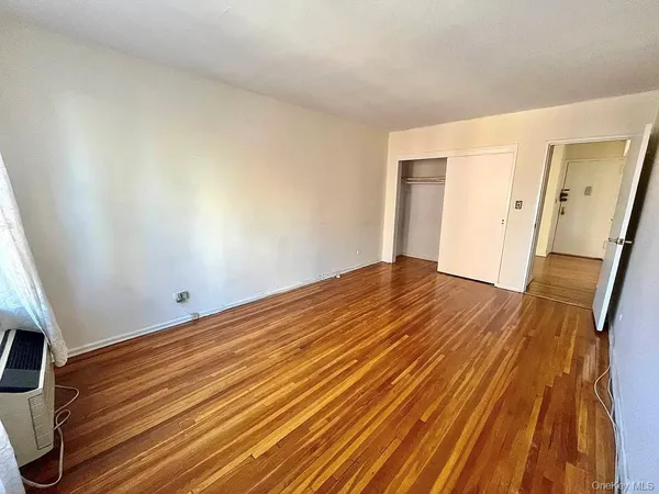$2,900 | 100-25 Queens Boulevard, Unit 3M | Rego Park