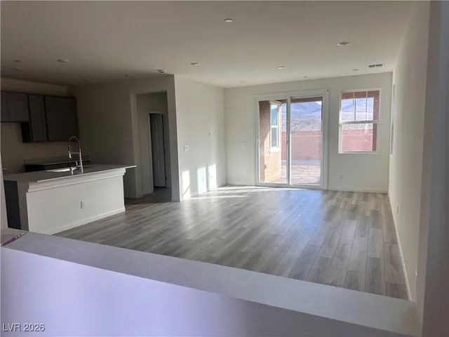 $2,845 | 2933 Gallarate Drive, Henderson, NV 89044