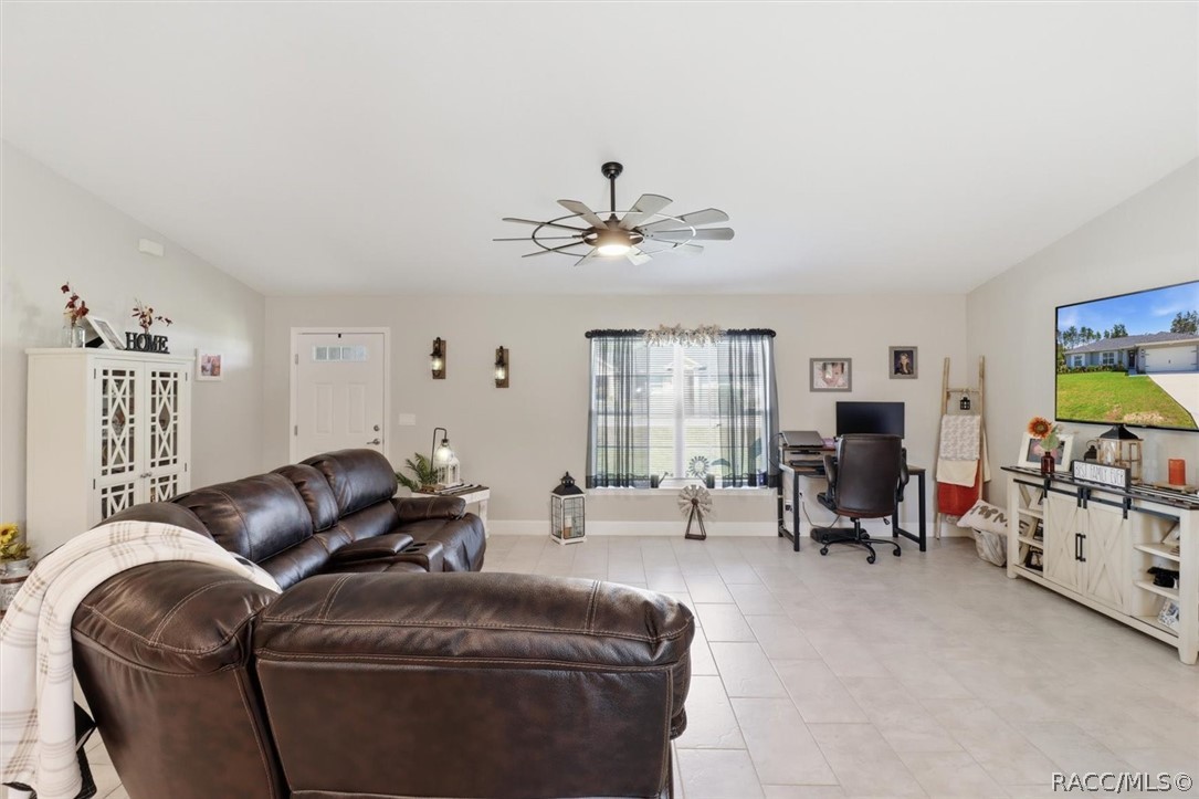 9615 Southwest 40th Terrace Ocala, FL 34476 - Photo 13 of 43