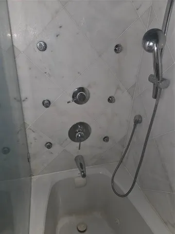 $200,000 | 2750 Northeast 183rd Street, Unit 1803, Aventura, FL 33160