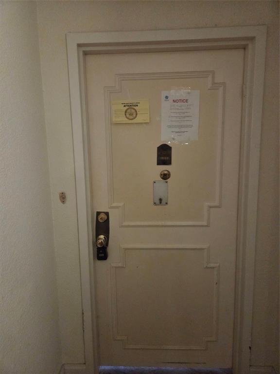 2750 Northeast 183rd Street, Unit 1803 Aventura, FL 33160 - Photo 2 of 14 a bathroom with a shower