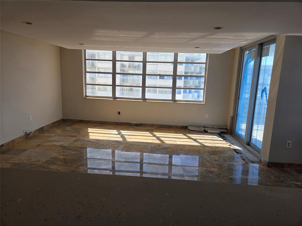 2750 Northeast 183rd Street, Unit 1803 Aventura, FL 33160 - Photo 4 of 14