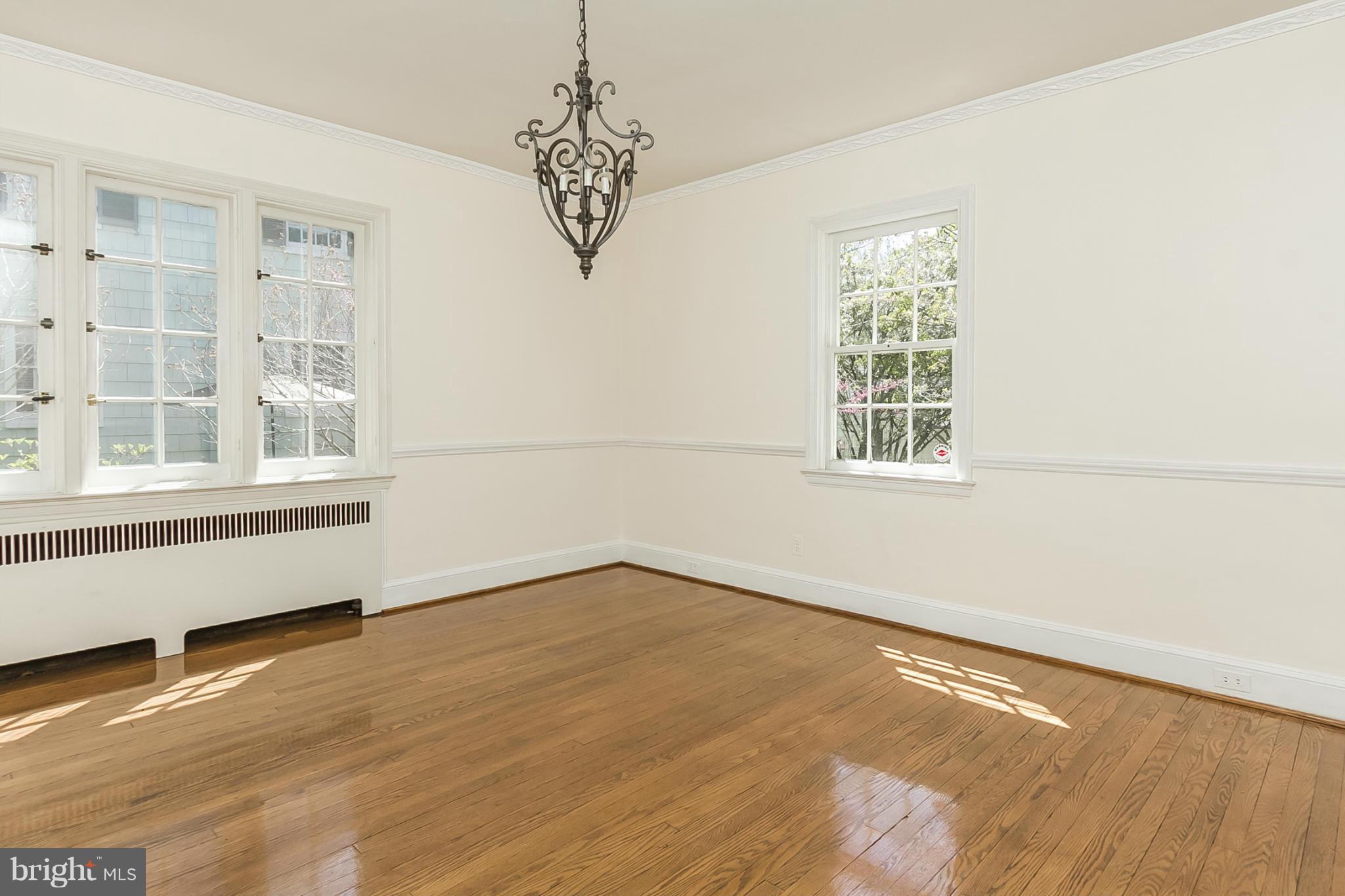 339 Tunbridge Road Baltimore, MD 21212 - Photo 6 of 28 Dining Room