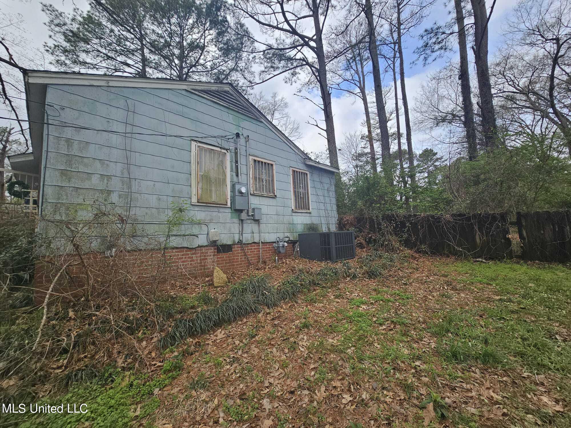 3515 Ridgecrest Drive Jackson, MS 39212 - Photo 2 of 25 3515 Ridgecrest Dr 2 Mark Anderson