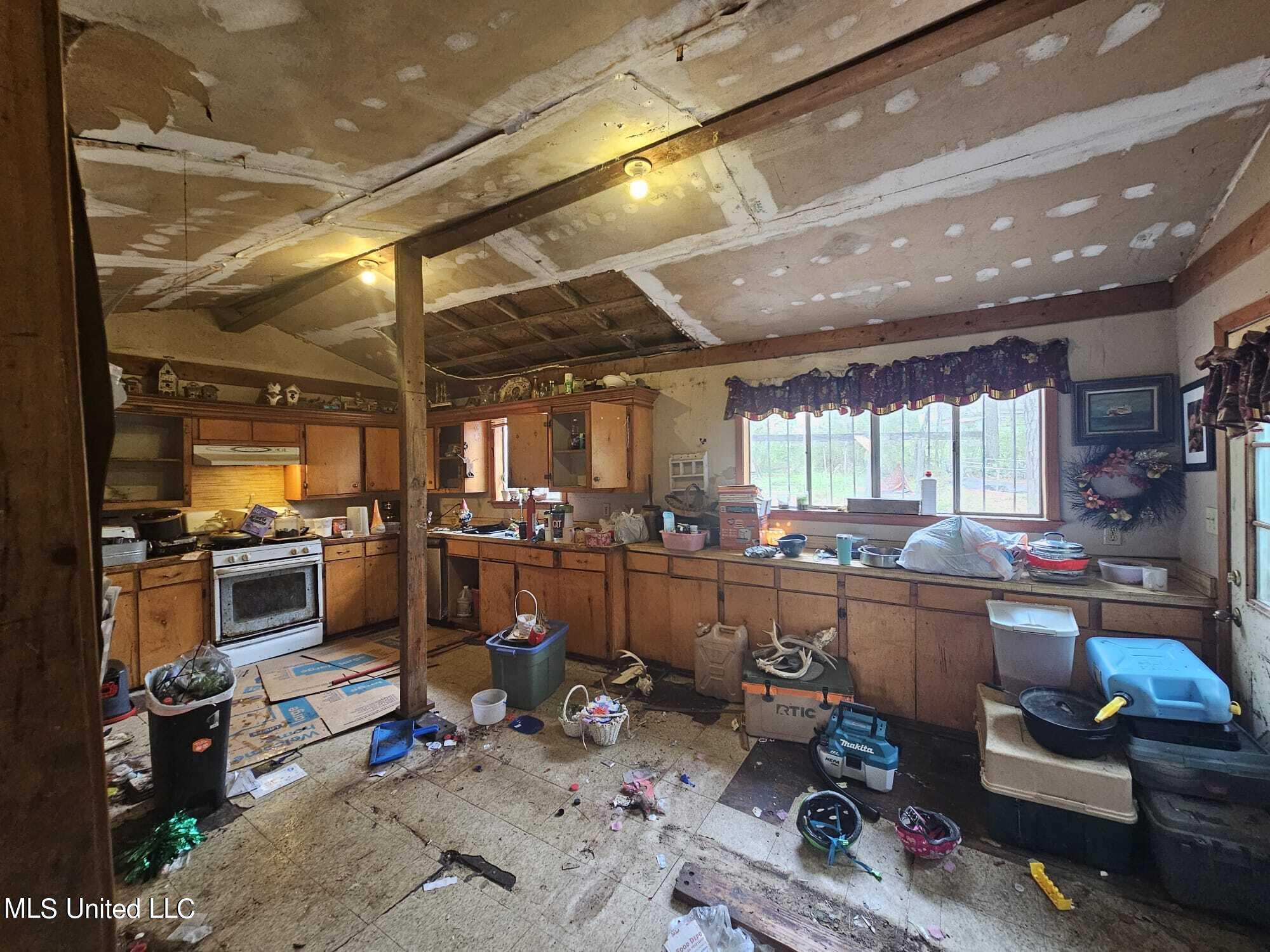 3515 Ridgecrest Drive Jackson, MS 39212 - Photo 8 of 25 3515 Ridgecrest Dr 8 Mark Anderson