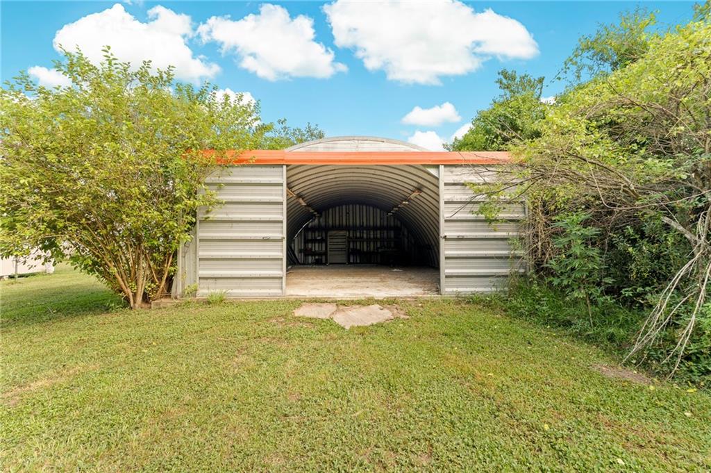 201 Lake Drive Raceland, LA 70394 - Photo 14 of 21