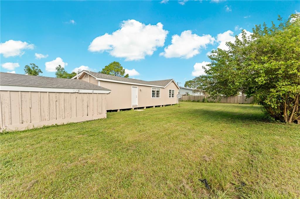 201 Lake Drive Raceland, LA 70394 - Photo 17 of 21