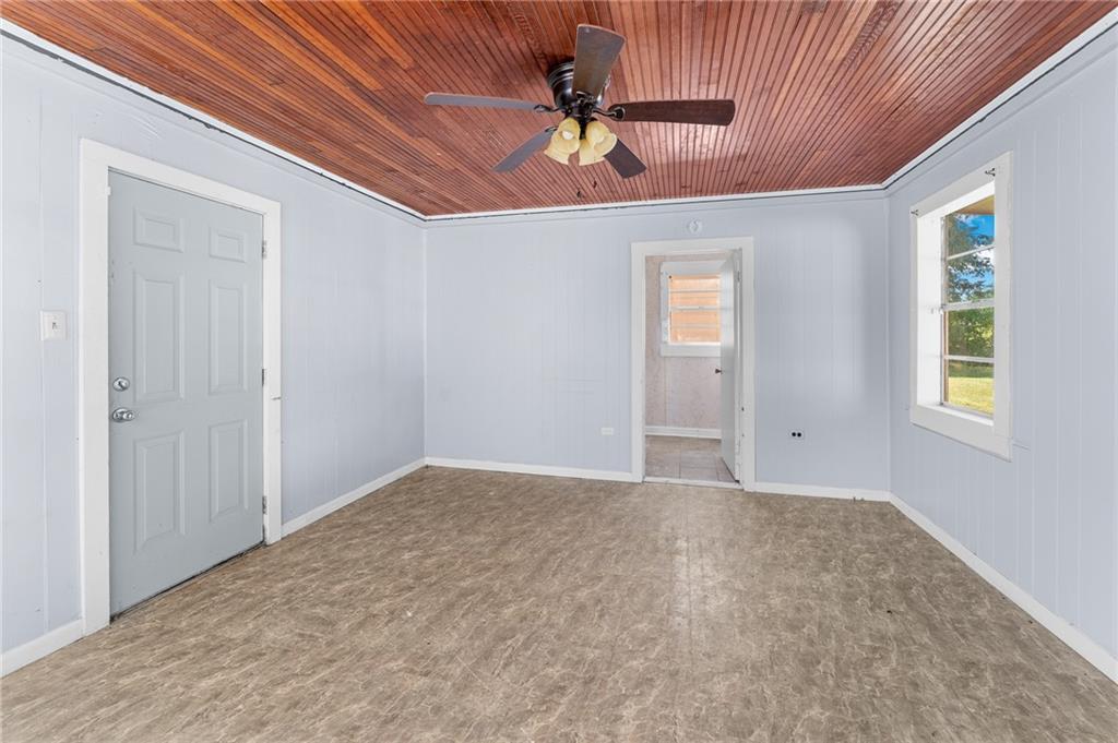 201 Lake Drive Raceland, LA 70394 - Photo 9 of 21